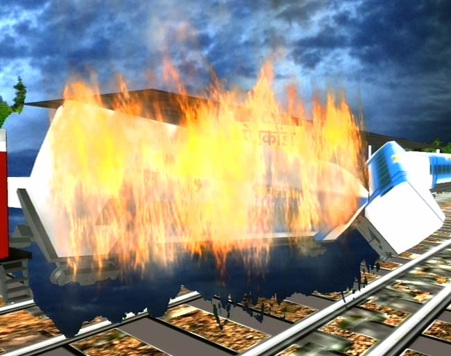 देखें कैसे मालगाड़ी से टकराई हम्‍पी एक्‍सप्रेस