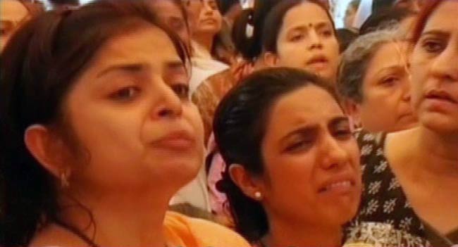 'रसना गर्ल' तरुणी की विमान हादसे में मौत  | वीडियो देखें