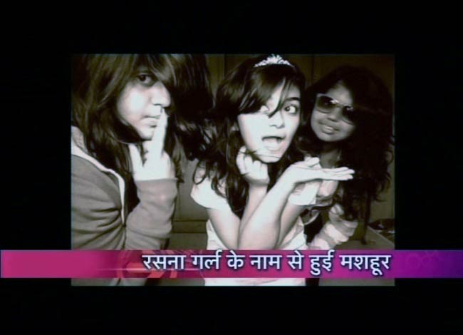 'रसना गर्ल' तरुणी की विमान हादसे में मौत  | वीडियो देखें