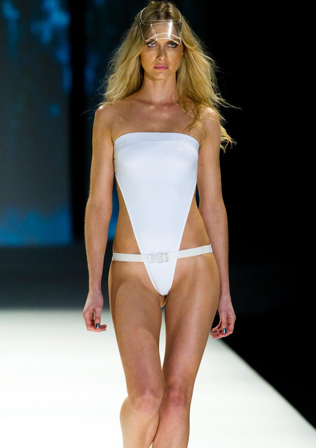 रियो फैशन वीक में 'हॉट मॉडल्स' | सेक्‍सी मेगन