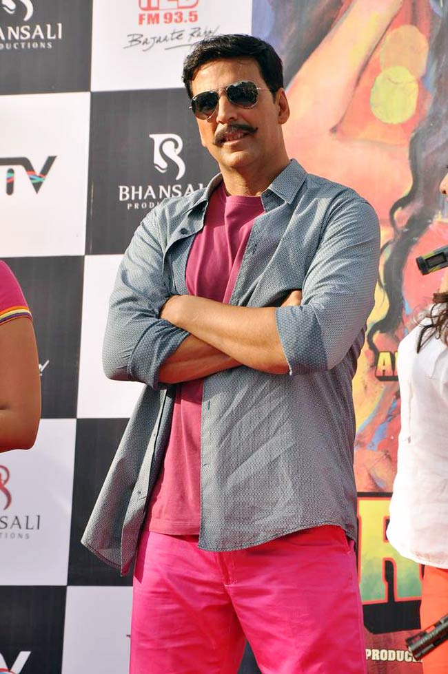 'राउडी...' के लिए अनोखा प्रोमोशन | सोनाक्षी की अनदेखी तस्‍वीरें