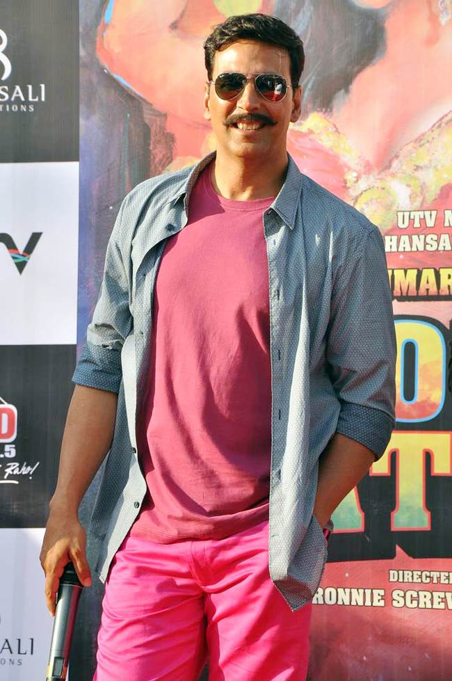 'राउडी...' के लिए अनोखा प्रोमोशन | सोनाक्षी की अनदेखी तस्‍वीरें