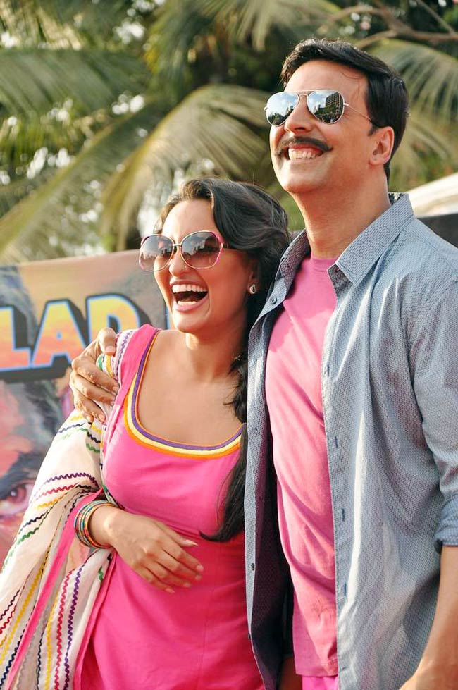 'राउडी...' के लिए अनोखा प्रोमोशन | सोनाक्षी की अनदेखी तस्‍वीरें