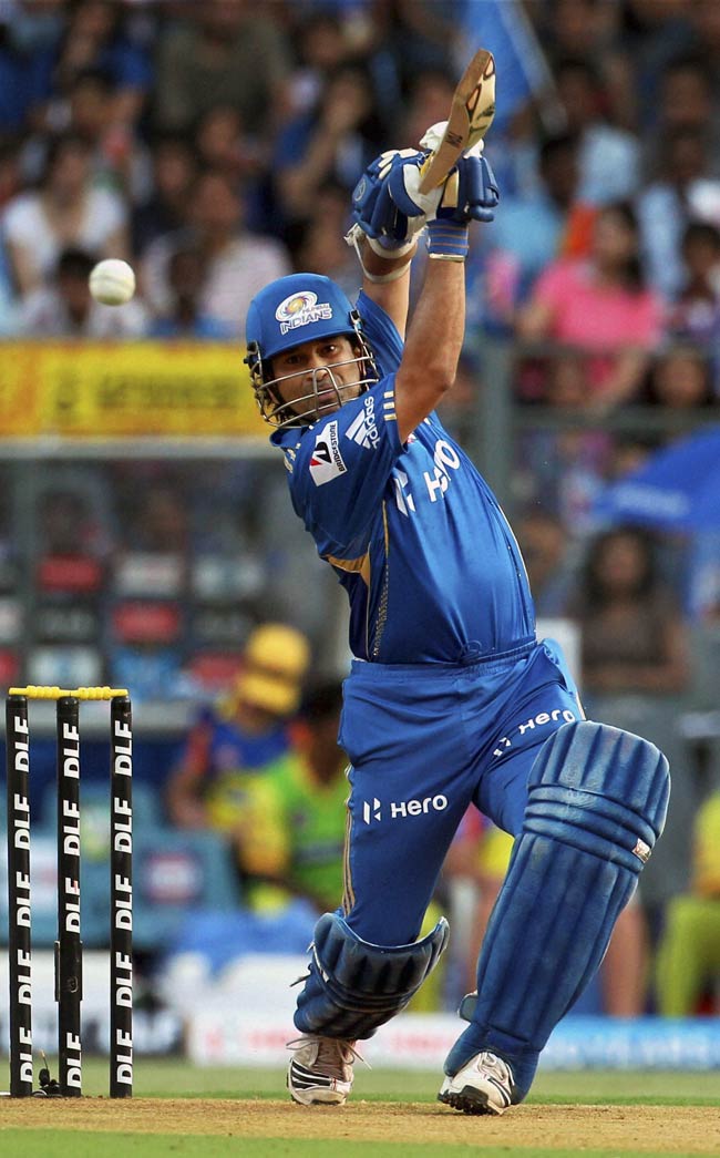 रोमांचक मुकाबले में मुंबई ने चेन्‍नई को हराया