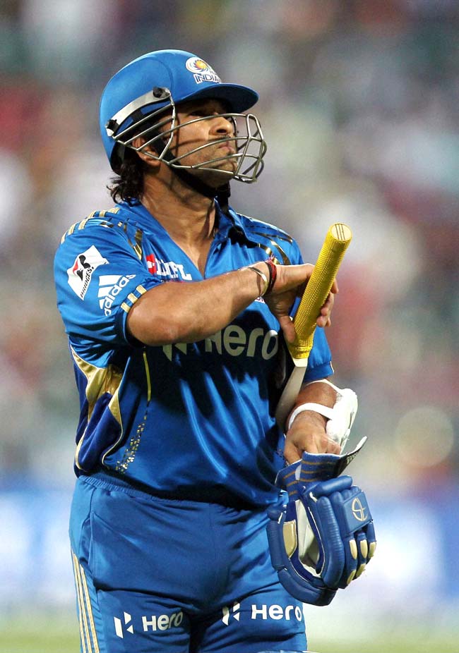 14 मई 2012: तस्‍वीरों में देखें दिनभर की अहम खबरें  | पढ़ें