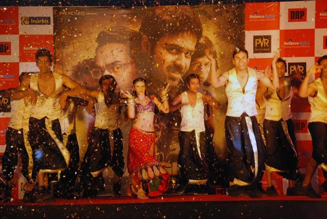 फिल्म 'शंघाई' का म्यूजिक हुआ लॉन्च  | बिकनी मॉडल्‍स