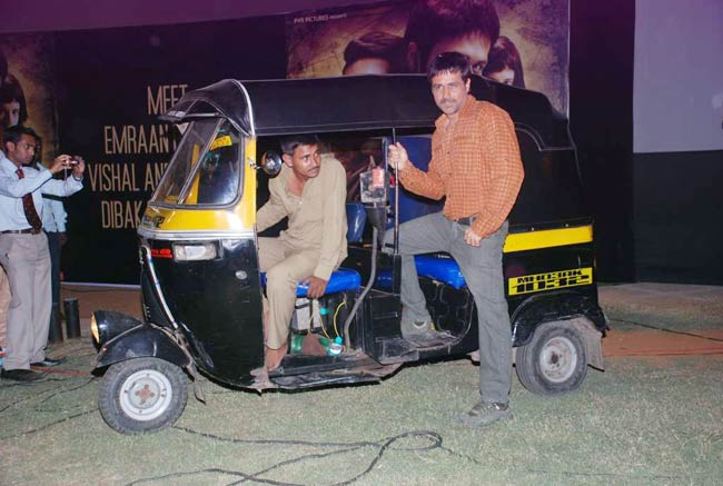 फिल्म 'शंघाई' का म्यूजिक हुआ लॉन्च  | बिकनी मॉडल्‍स