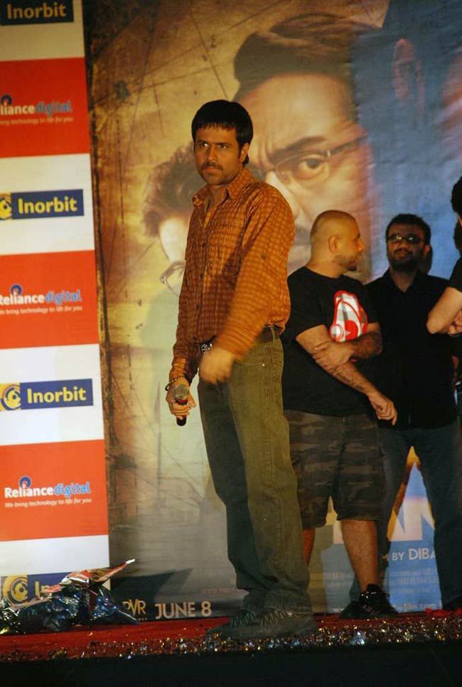 फिल्म 'शंघाई' का म्यूजिक हुआ लॉन्च  | बिकनी मॉडल्‍स