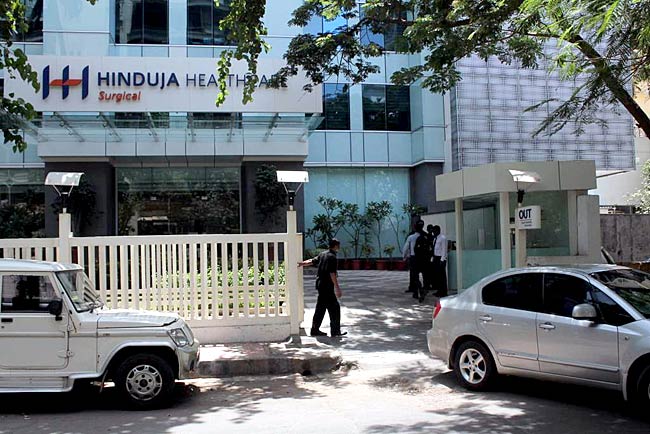 शिल्‍पा शेट्टी बनीं मां, अस्‍पताल में उमड़े लोग | शिल्‍पा की जिंदगी