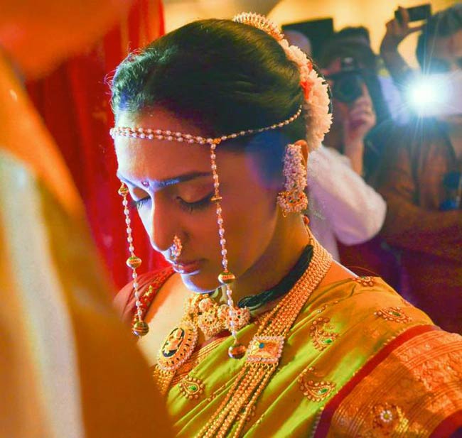 श्‍वेता साल्‍वे की शादी का एलबम... | हॉट श्‍वेता साल्‍वे