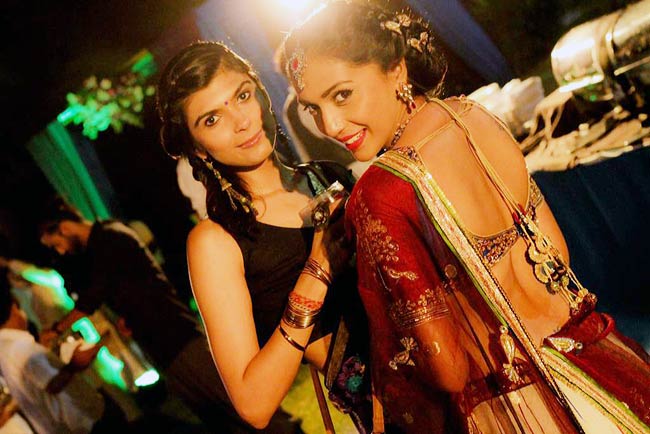 श्‍वेता साल्‍वे की शादी का एलबम... | हॉट श्‍वेता साल्‍वे