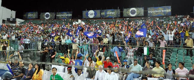 दिल्ली के दिलेरों के सामने फुस्स 'रॉयल्स'