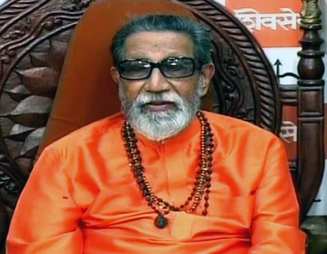 9 मई 2012: तस्‍वीरों में दिनभर की अहम खबरें | पढ़ें