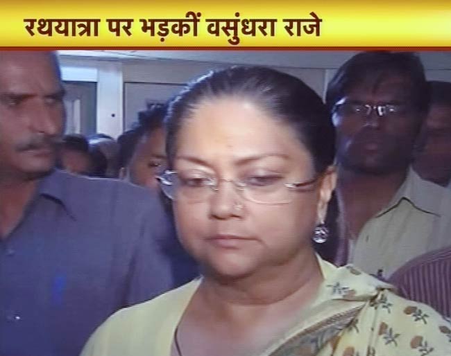 6 मई 2012: तस्‍वीरों में दिनभर की अहम खबरें |  पढ़ें