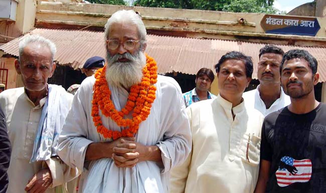 तस्वीरों में जाने ब्रह्मेश्वर मुखिया के बारे में | पढ़ें