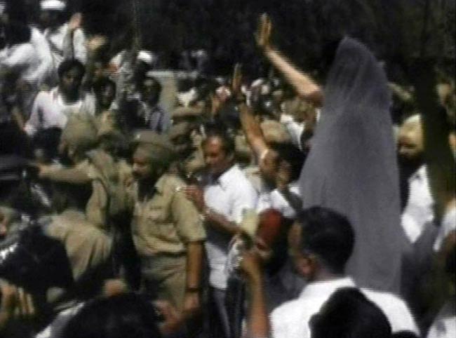 आपातकाल: बंदिश और घुटन के वो 21 महीने