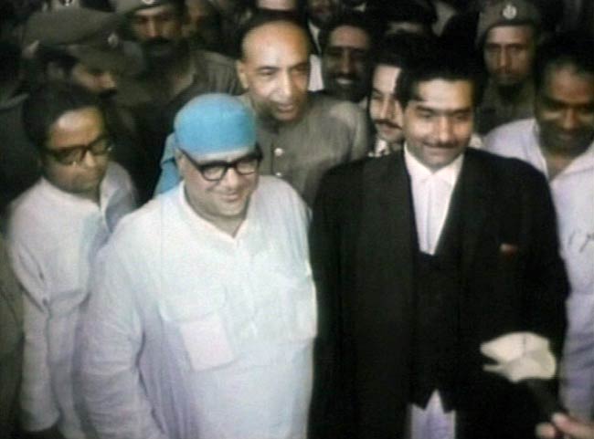 आपातकाल: बंदिश और घुटन के वो 21 महीने