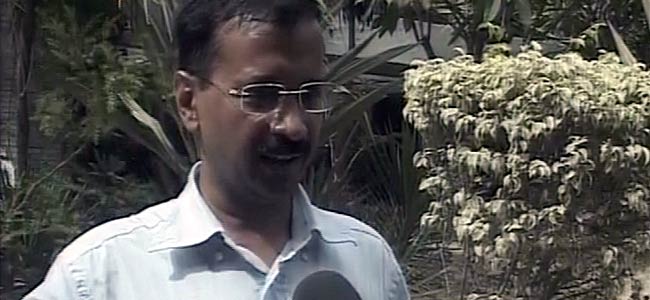 03 जून 2012: तस्‍वीरों में दिनभर की बड़ी खबरें | पढ़ें