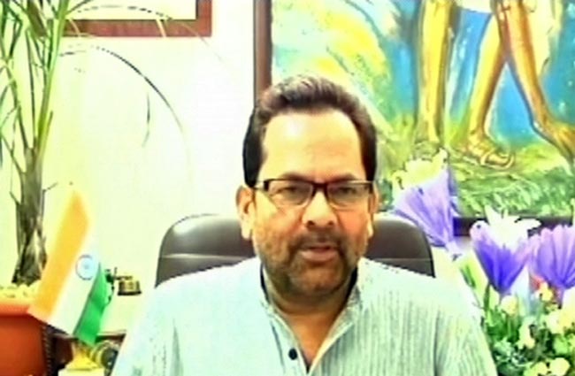 10 जून 2012: तस्वीरों में दिनभर की बड़ी खबरें | पढ़ें