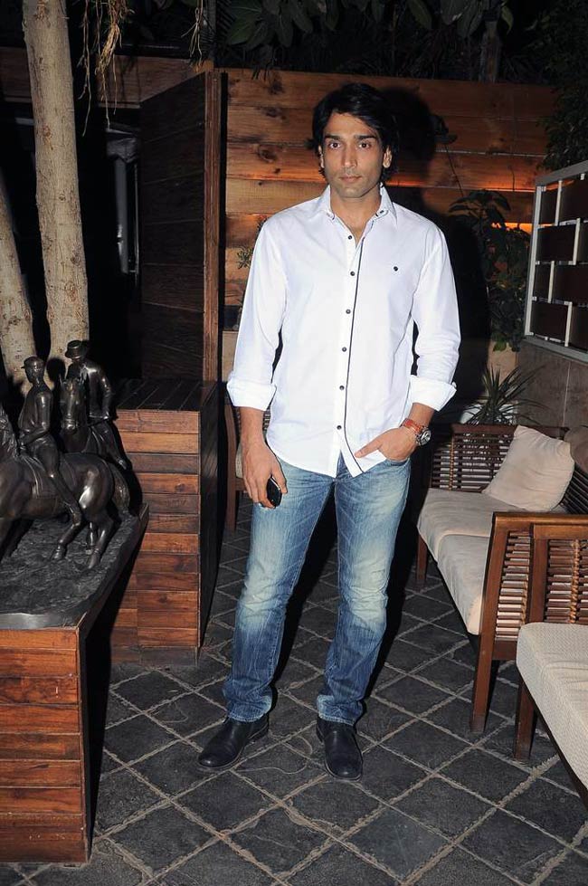 'दाल में कुछ काला है' का म्‍यूजिक लांच | हॉट वीना