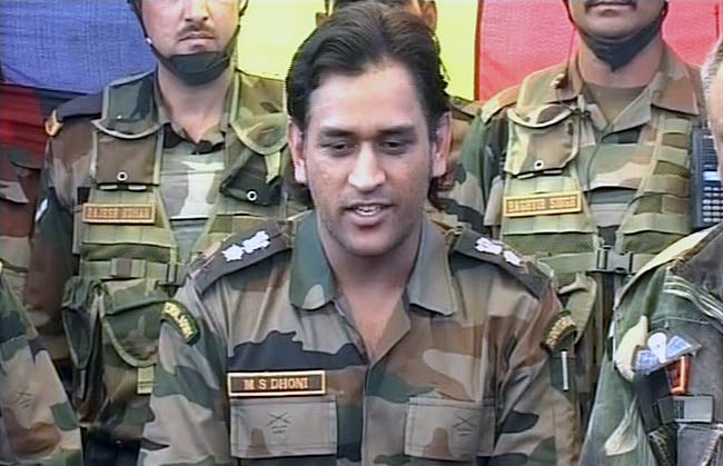 03 जून 2012: तस्‍वीरों में दिनभर की बड़ी खबरें | पढ़ें