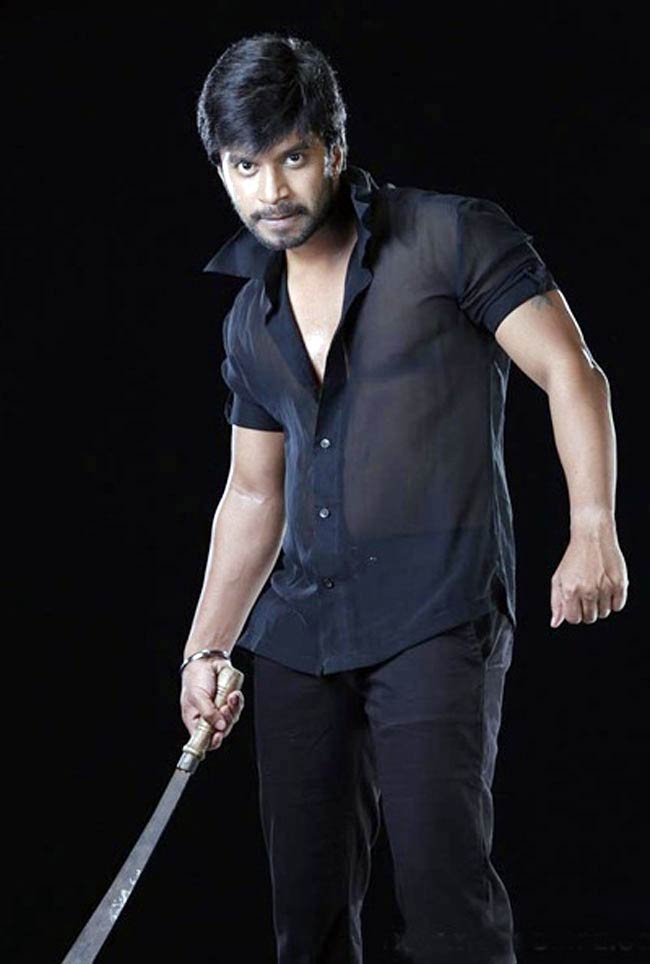 वीना मलिक के 'डर्टी पिक्चर' का फर्स्टलुक |  विवादित फोटो