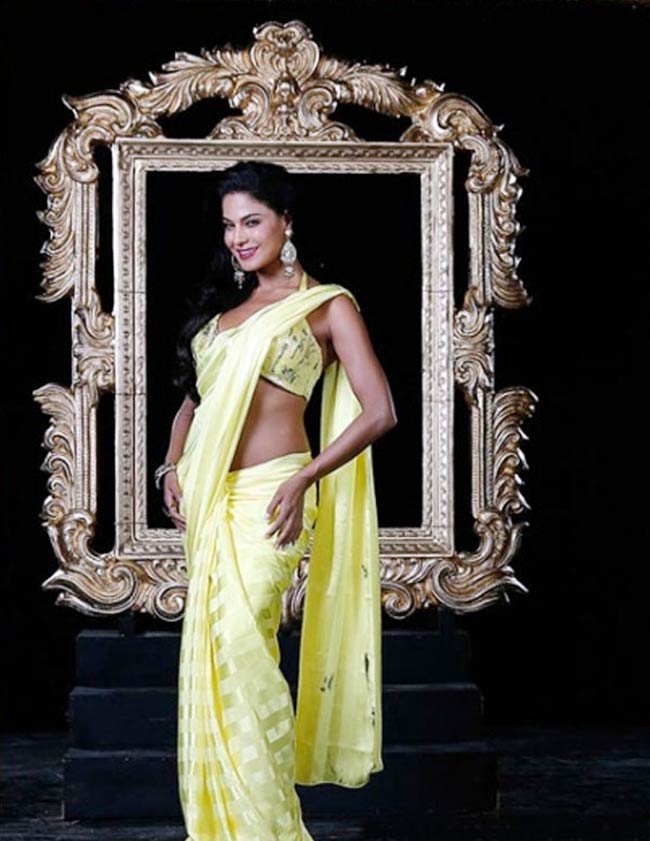 वीना मलिक के 'डर्टी पिक्चर' का फर्स्टलुक |  विवादित फोटो