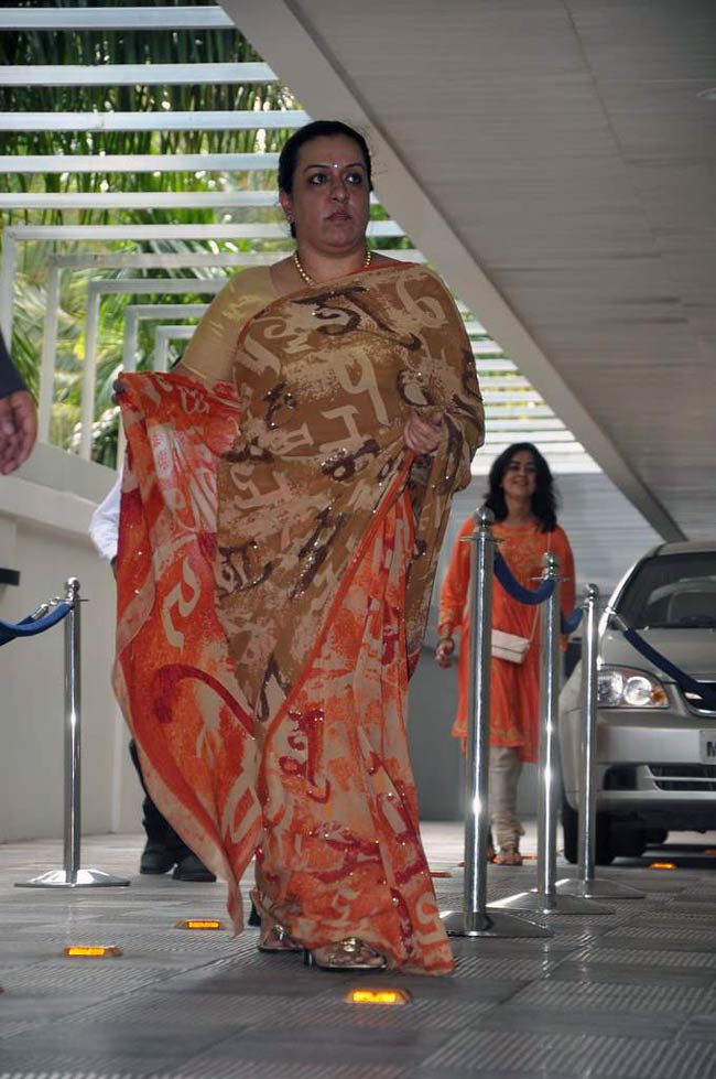 ईशा देओल का भव्य मेहंदी समारोह |  संगीत समारोह