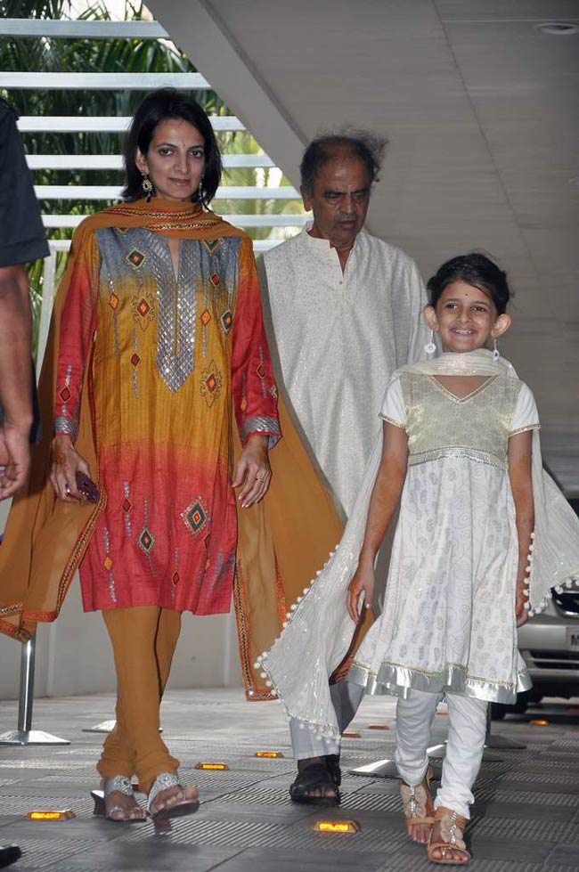 ईशा देओल का भव्य मेहंदी समारोह |  संगीत समारोह