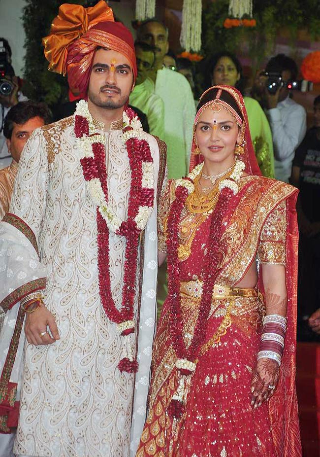 ईशा और भरत तख्‍तानी की शादी की तस्‍वीरें |  संगीत समारोह