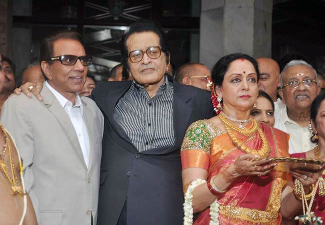 ईशा और भरत तख्‍तानी की शादी की तस्‍वीरें |  संगीत समारोह