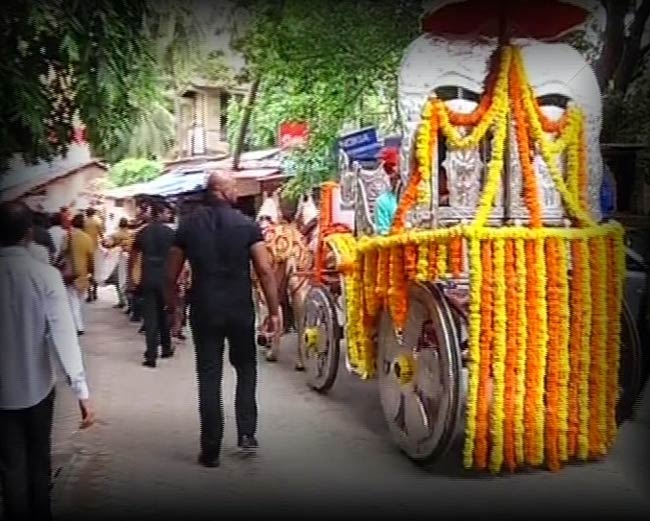 ईशा और भरत तख्‍तानी की शादी की तस्‍वीरें |  संगीत समारोह