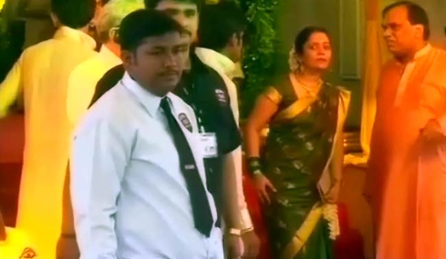 ईशा और भरत तख्‍तानी की शादी की तस्‍वीरें |  संगीत समारोह