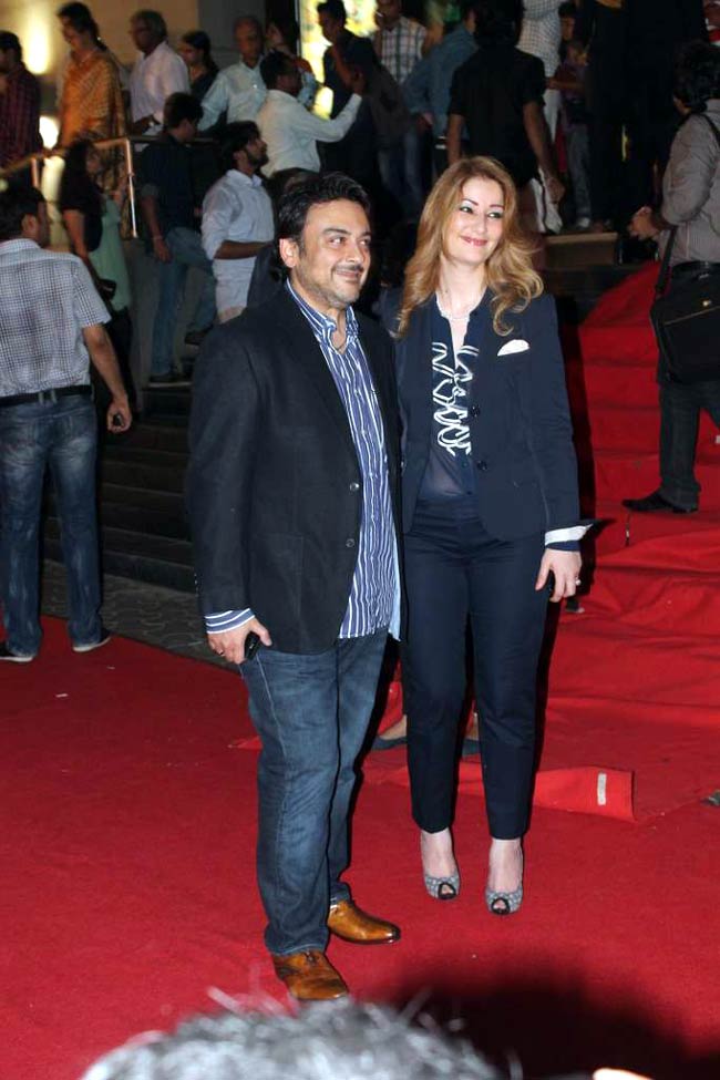 फेरारी की सवारी के प्रीमियर पर पहुंचे सितारे |  आमिर खान