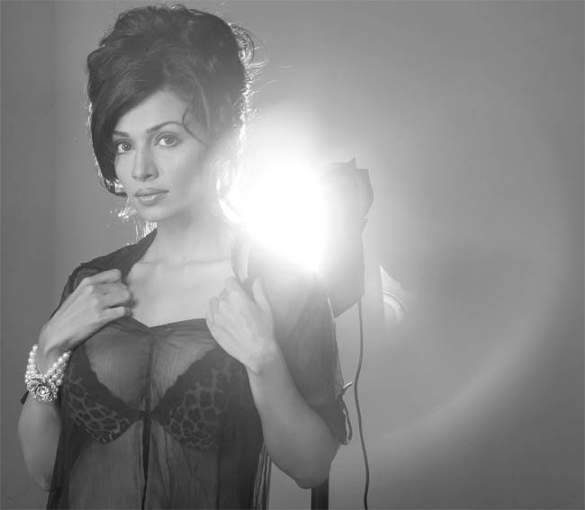 साड़ी से लेकर बिकनी तक का कमाल | दक्षिण का जलवा