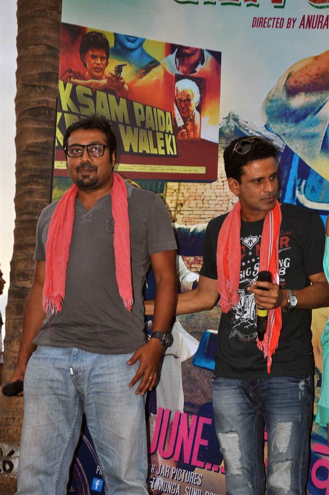 'गैंग्स ऑफ़ वासेपुर' म्‍यूजिक लॉन्‍च | कान्‍स में 'गैंग्स ऑफ़...