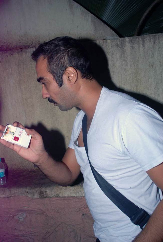 'गैंग्स ऑफ..' की स्क्रीनिंग में सितारे | कान्‍स में 'गैंग्स ऑफ़...