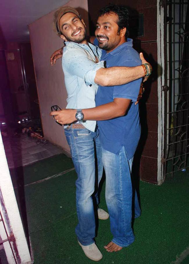 'गैंग्स ऑफ..' की स्क्रीनिंग में सितारे | कान्‍स में 'गैंग्स ऑफ़...