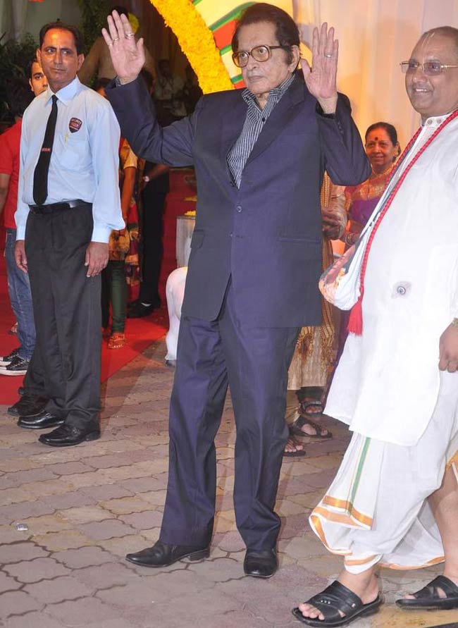 ईशा-भरत की शादी में सितारे जमीन पर  | शादी का एलबम