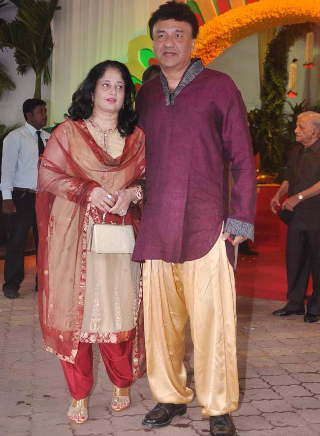 ईशा-भरत की शादी में सितारे जमीन पर  | शादी का एलबम