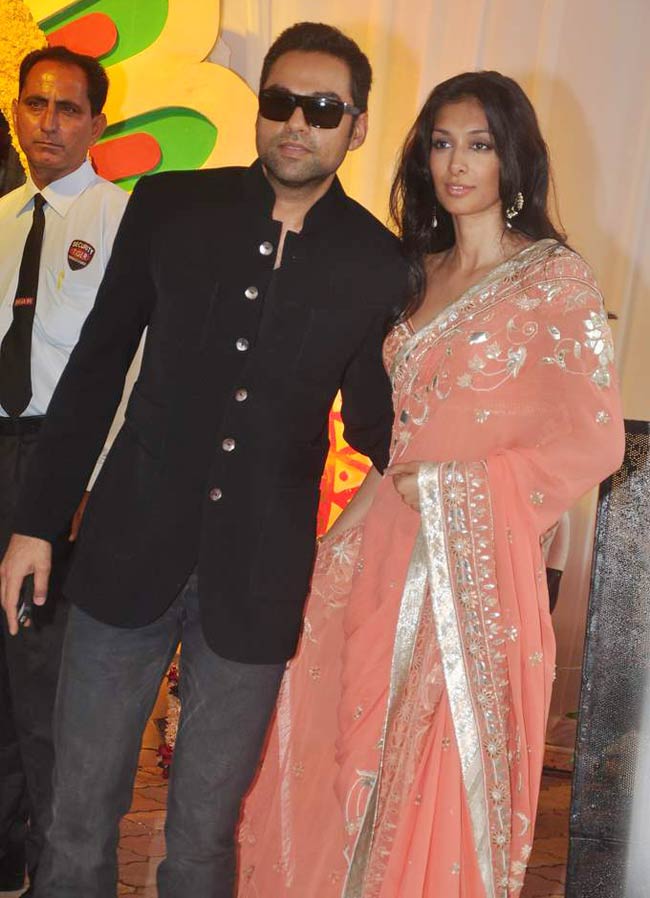 ईशा-भरत की शादी में सितारे जमीन पर  | शादी का एलबम