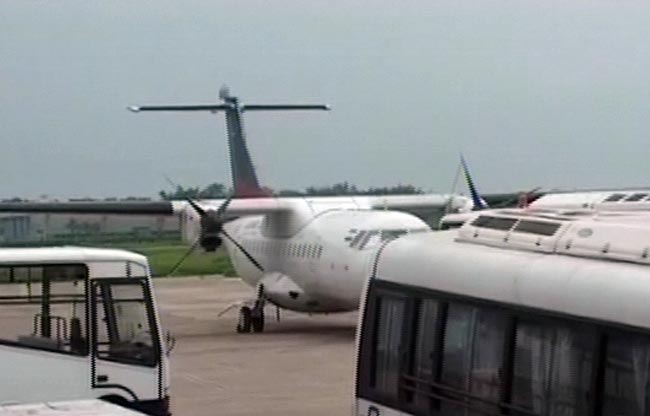 10 जून 2012: तस्वीरों में दिनभर की बड़ी खबरें | पढ़ें