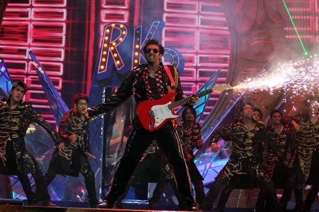 आईफा 2012 में थिरके सितारे  | सितारों की शाम