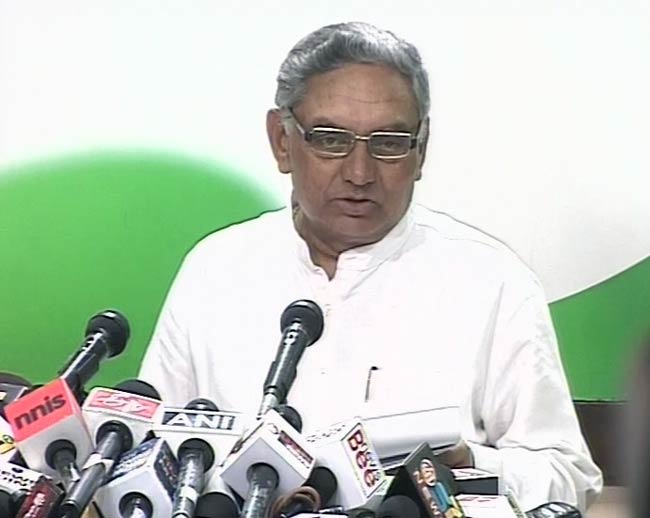 04 जून 2012: तस्‍वीरों में दिनभर की बड़ी खबरें | पढ़ें