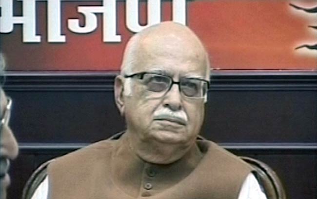 03 जून 2012: तस्‍वीरों में दिनभर की बड़ी खबरें | पढ़ें