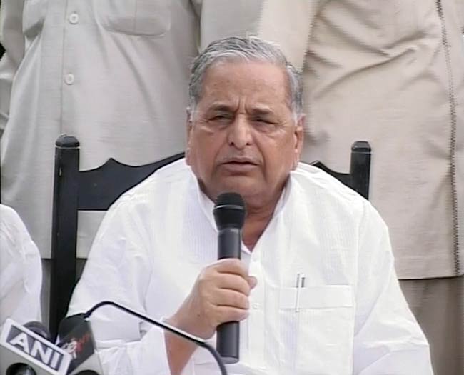 11 जून 2012: तस्‍वीरों में दिनभर की बड़ी खबरें | पढ़ें