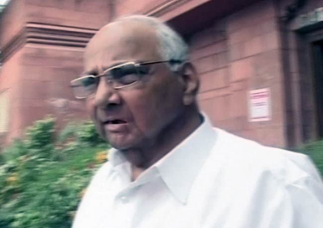 06 जून 2012: तस्‍वीरों में दिनभर की बड़ी खबरें | पढ़ें