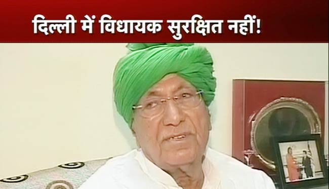 02 जून 2012: तस्‍वीरों में दिनभर की बड़ी खबरें | पढ़ें