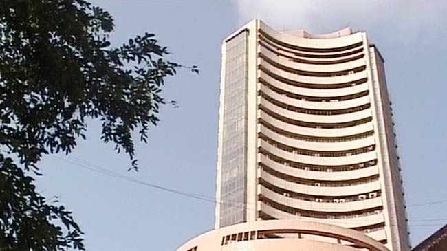 25 जून 2012: तस्वीरों में दिनभर की अहम खबरें | पढ़ें