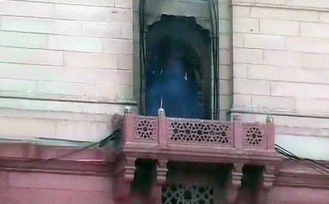 नार्थ ब्‍लॉक में गृह मंत्रालय के दफ्तर में लगी आग